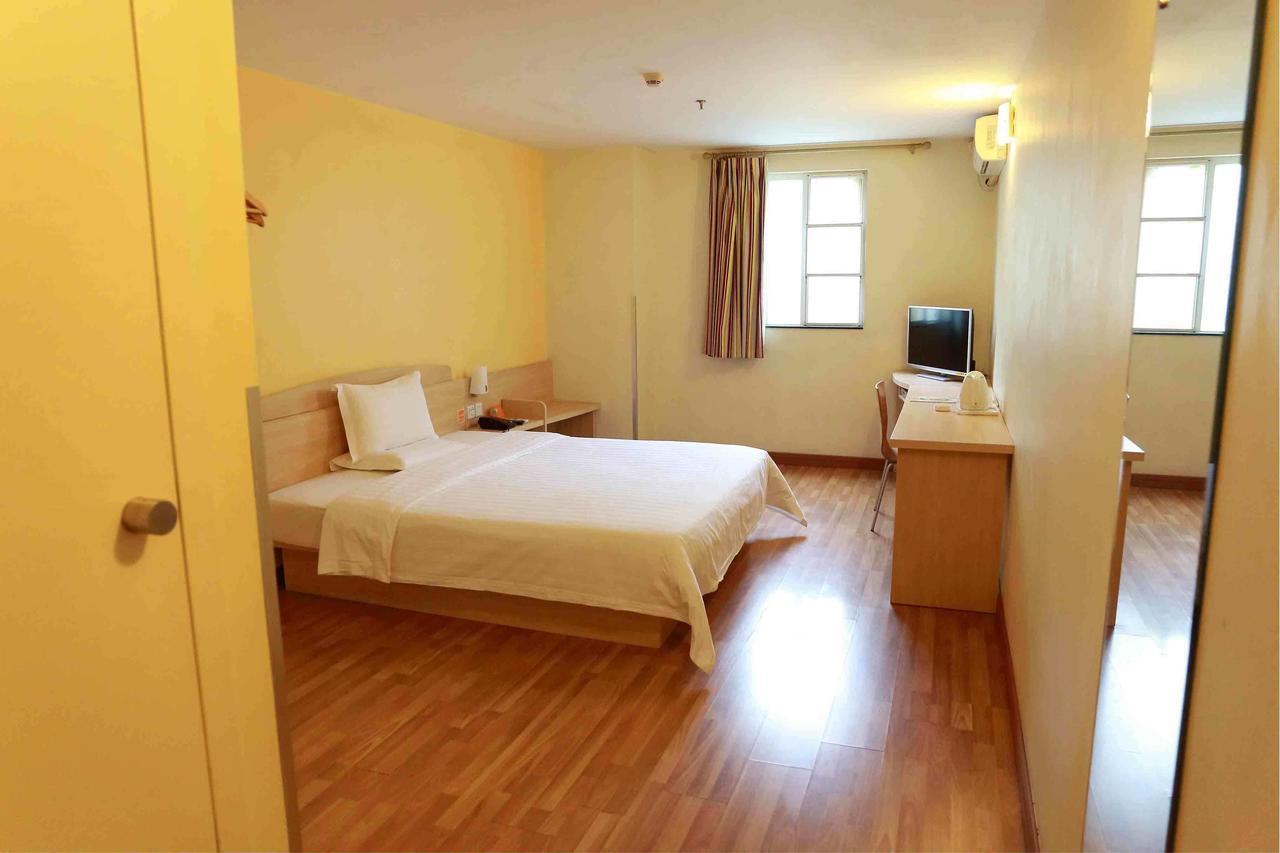 7Days Inn Deyang Wenmiao Square Dış mekan fotoğraf