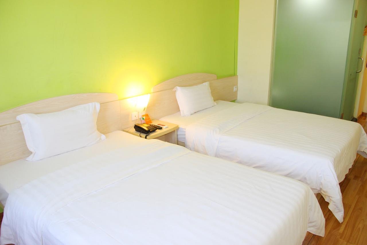 7Days Inn Deyang Wenmiao Square Dış mekan fotoğraf